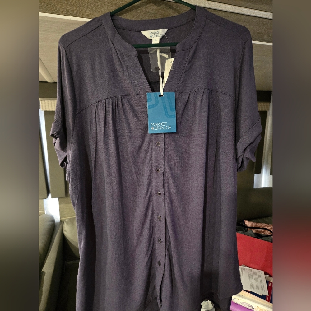 NWT 2X Market & Spruce top